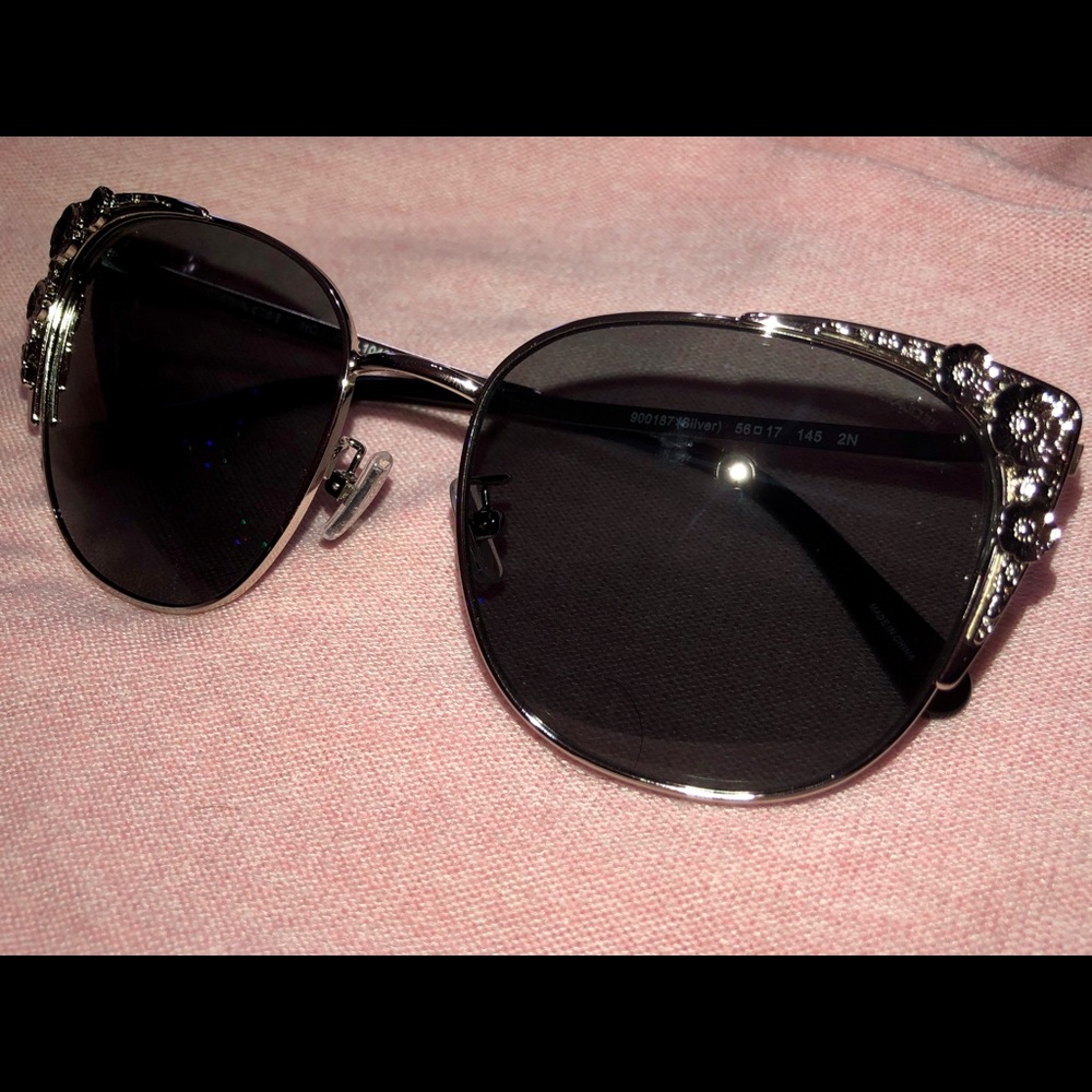 😎🕶🤗 Coach Sunglasses 🤗🕶😎 - Picture 3 of 8
